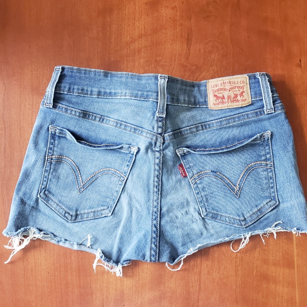 Levi's 535 Cut Denim Off Shorts Super Skinny 28
